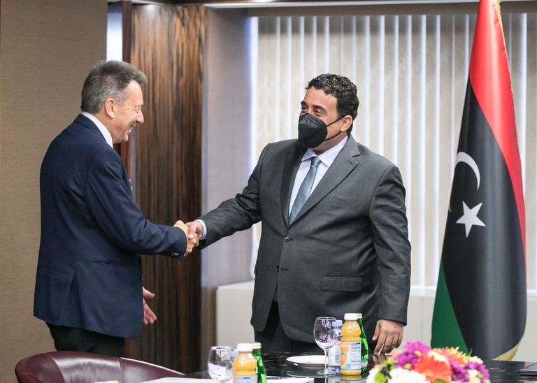 لقاء المنفي وبيتر ماورير