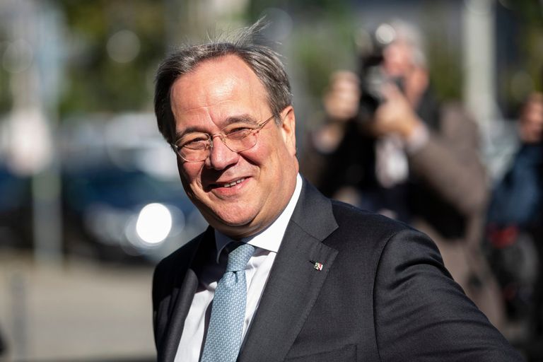 هيلموت كول وميركل