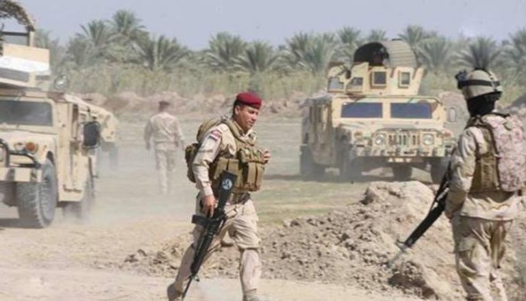 عناصر أمنية خلال عملية لمطارد داعش شرقي العراق