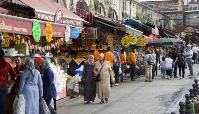 ثقة المستهلك التركي تراوح في السالب للعام الرابع