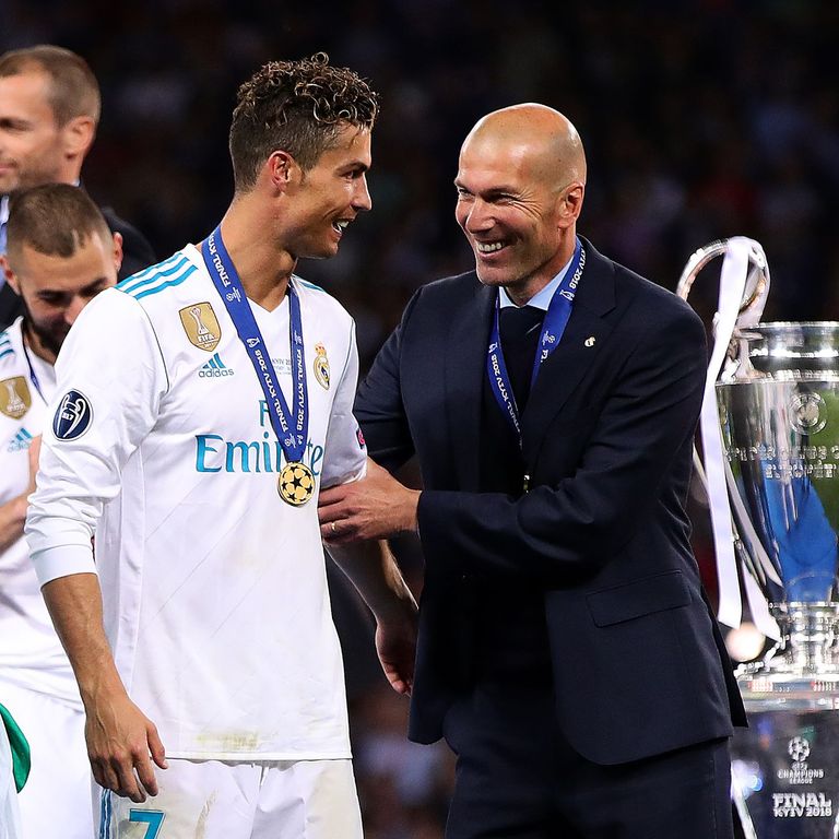 زيدان ورونالدو زيدان مع بول بوجبا