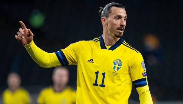 زلاتان إبراهيموفيتش مهاجم فريق ميلان ومنتخب السويد