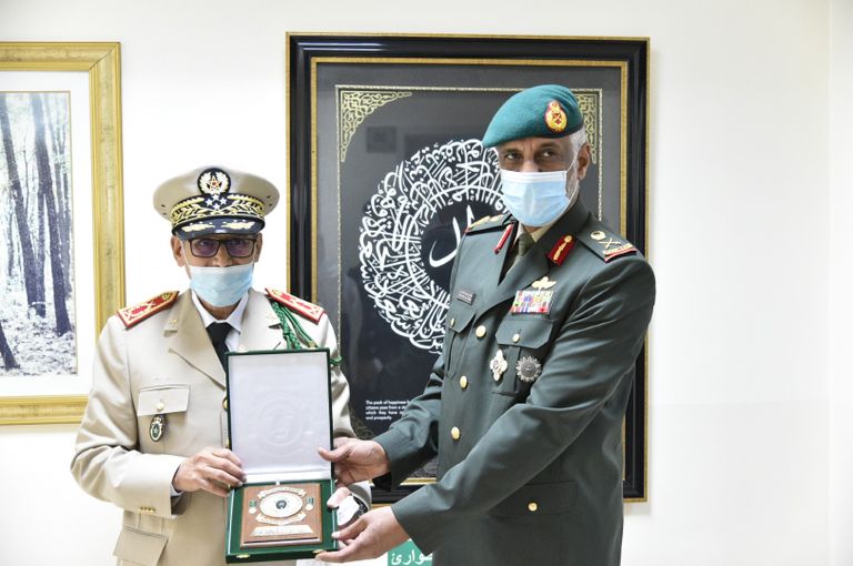 جانب من لقاء محمد بن أحمد البواردي والفريق أول بلخير الفاروق