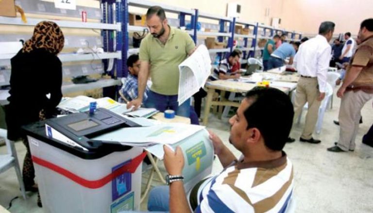 إحدى مراكز فرز الأصوات في انتخابات عراقية سابقة