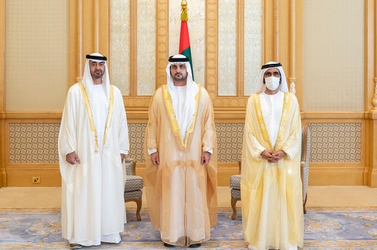 محمد بن راشد ومحمد بن زايد يشهدان أداء القسم للتشكيل الحكومي الجديد - صورة 1