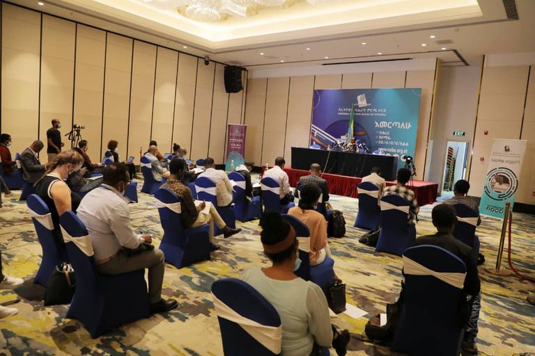 سوليانا شيملس، مستشارة الاتصالات بمجلس الانتخابات 