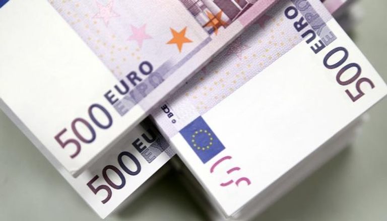 اليورو يتراجع أمام الجنيه المصري
