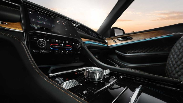 جييب جراند شيروكي 2022