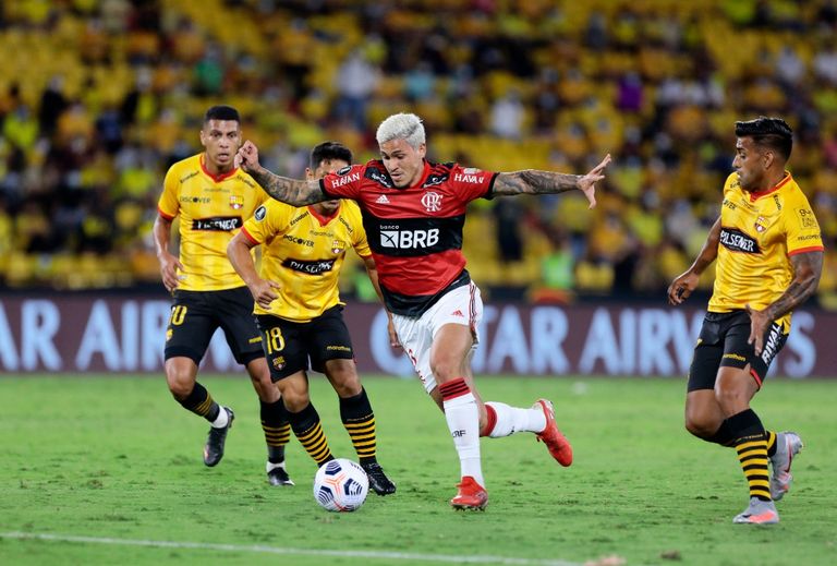 حزن فريق برشلونة الإكوادوري بعد وداع كوبا ليبرتادوريس