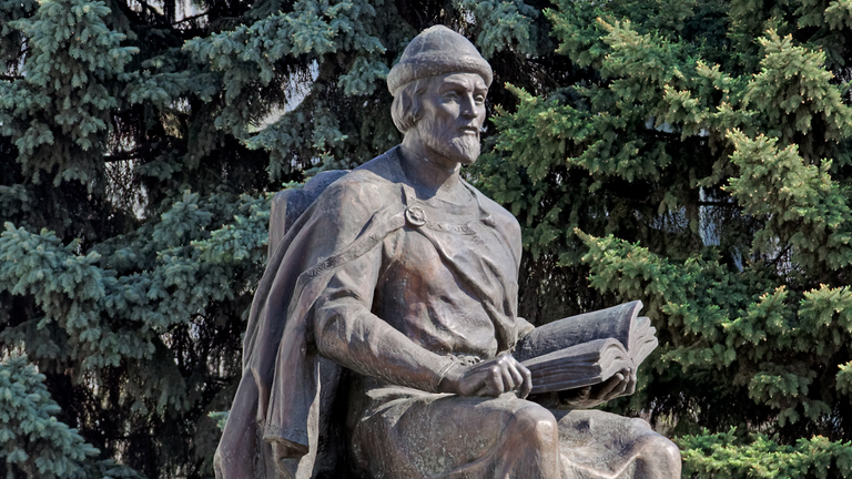 تمثال للأمير ياروسلاف الحكيم - أرشيفية