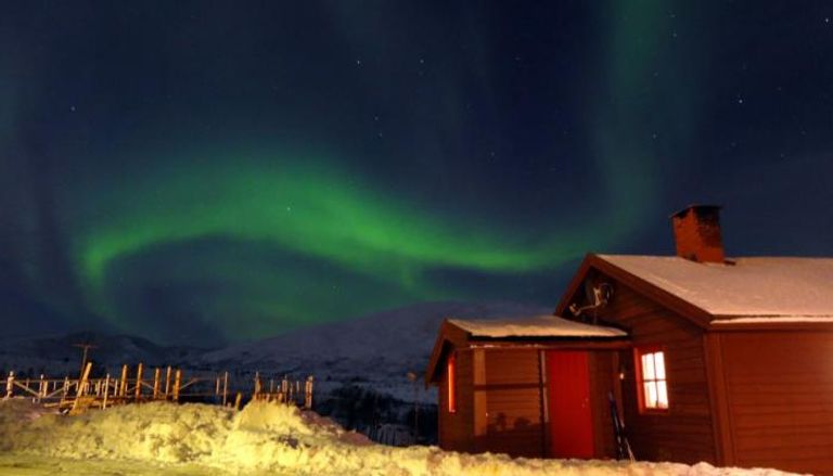 الشفق القطبي شوهد فوق ترومسو، النرويج.