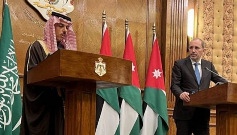وزير الخارجية السعودي ونظيره الأردني خلال المؤتمر الصحفي