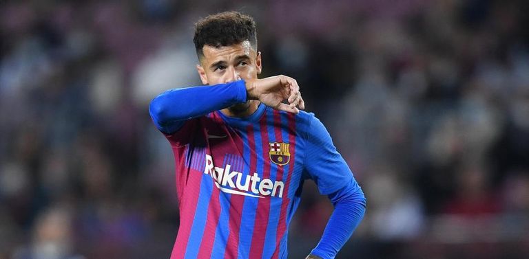 كوتينيو مع لاعبي برشلونة