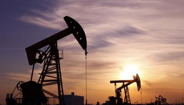 أسعار النفط تصعد فوق 80 دولارا مع اتفاق أوبك+ على زيادة الإنتاج