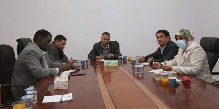 الكوني والسفير الجزائري