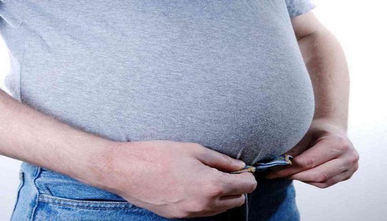 تراكم الدهون في منطقة البطن ينذر بمضاعفات خطيرة - أرشيفية