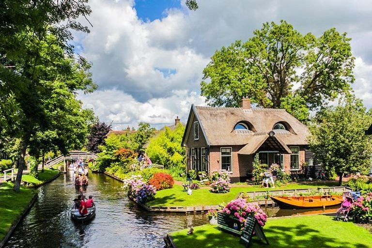 مدينة Giethoorn