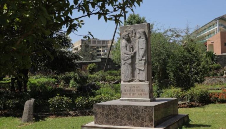 مدير مدرسة "ألفلج سلام" للفنون بإثيوبيا جنهو أدان