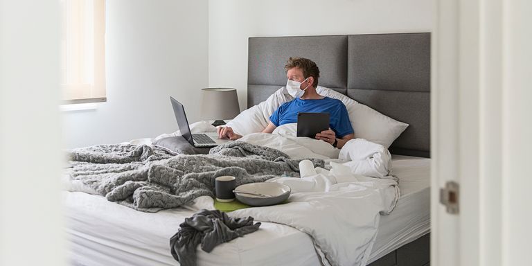 ينصح بالبقاء في غرفة خاصة قدر الإمكان للمصاب بأوميكرون