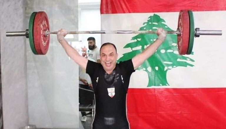 بطل رفع الأثقال اللبناني خضر عليوان
