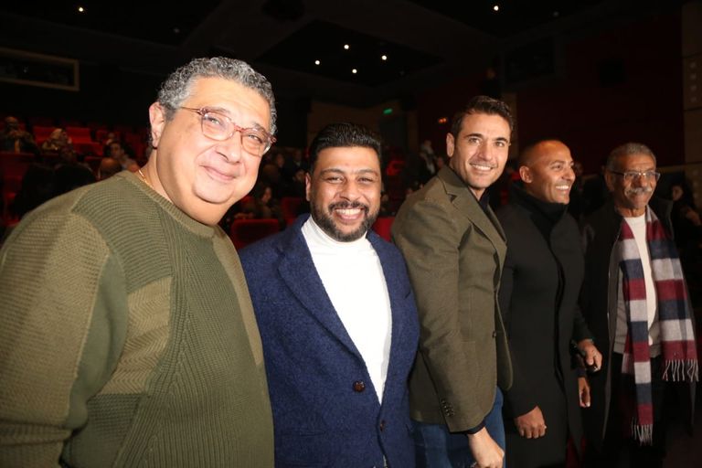 أحمد عز يحتفل بفيلم
