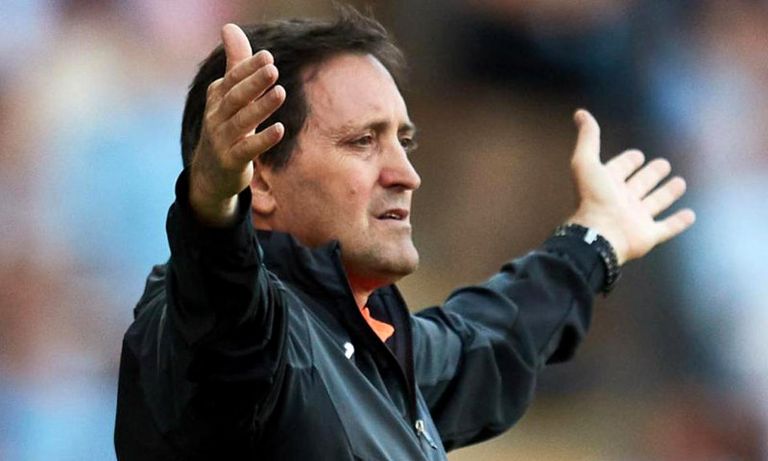 توني كونسيساو مدرب منتخب الكاميرون منتخب الكاميرون