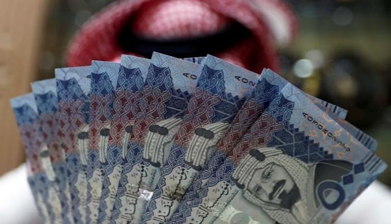 الريال يواصل استقراره أمام الجنيه