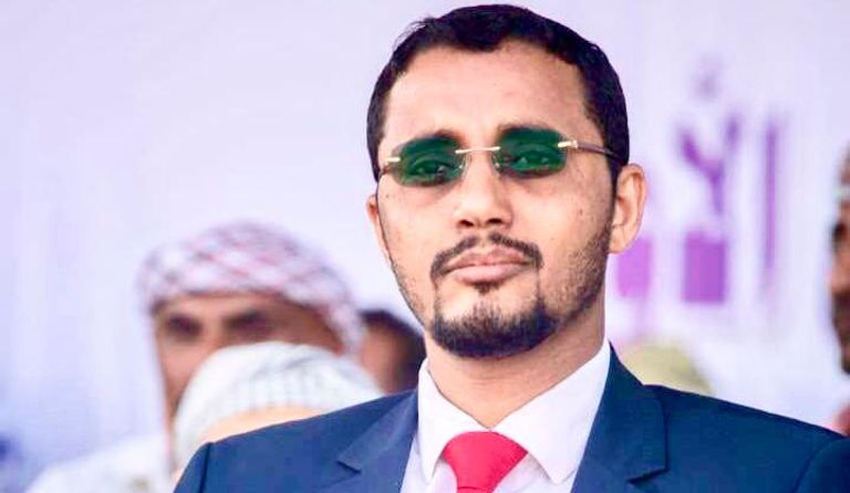 وكيل محافظة الحديدة وليد القديمي القرصنة الحوثية ترفع تكلفة التأمين البحري