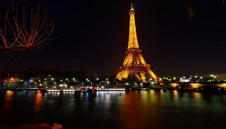 برج إيفل في العاصمة الفرنسية باريس