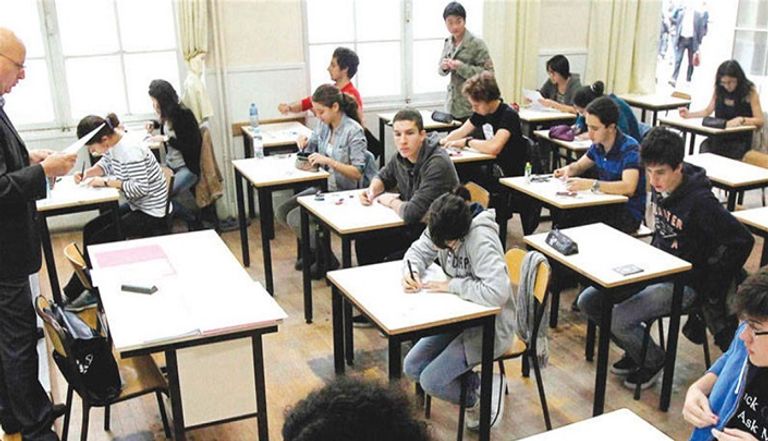 طلاب أحد الصفوف الدراسية بمدرسة في لبنان- أرشيفية