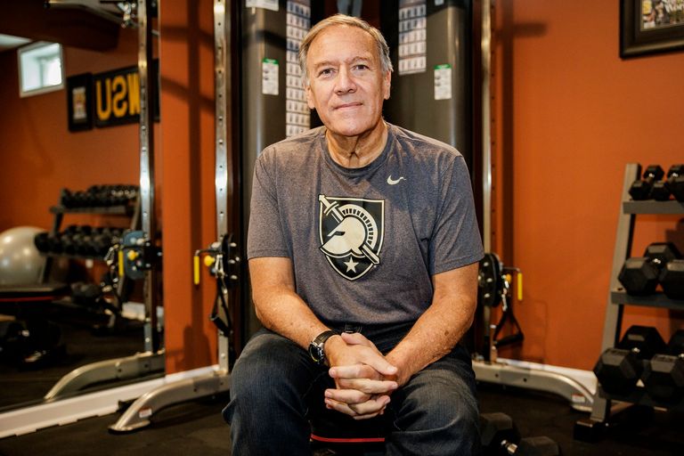 مايك بومبيو قبل وبعد