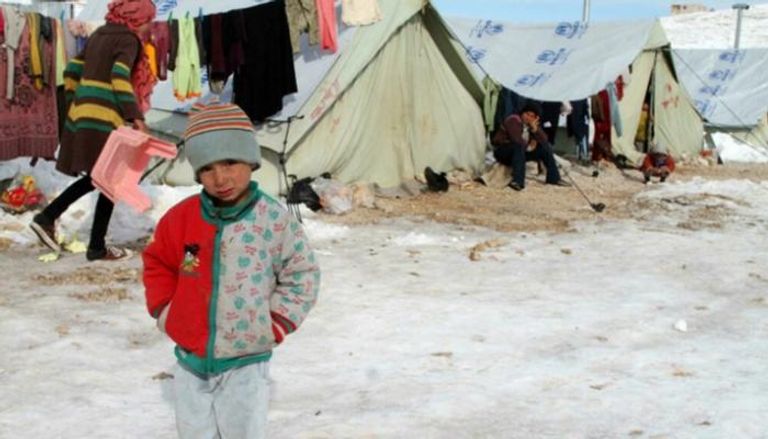نقص التدفئة قد يسبّب مأساة في بلدة جبلية لبنانية تؤوي لاجئين سوريين