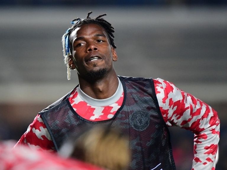 بول بوجبا لاعب مانشستر يونايتد