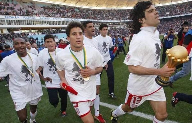 منتخب تونس بطل كأس أمم أفريقيا 2004 منتخب الجزائر بطل كأس أمم أفريقيا 2019