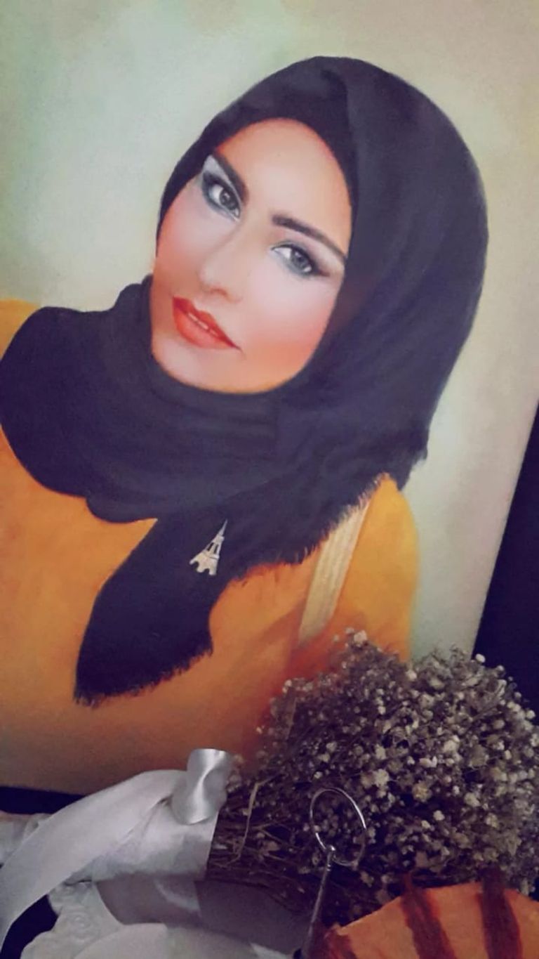 إحدى لوحات إيمان نابوش