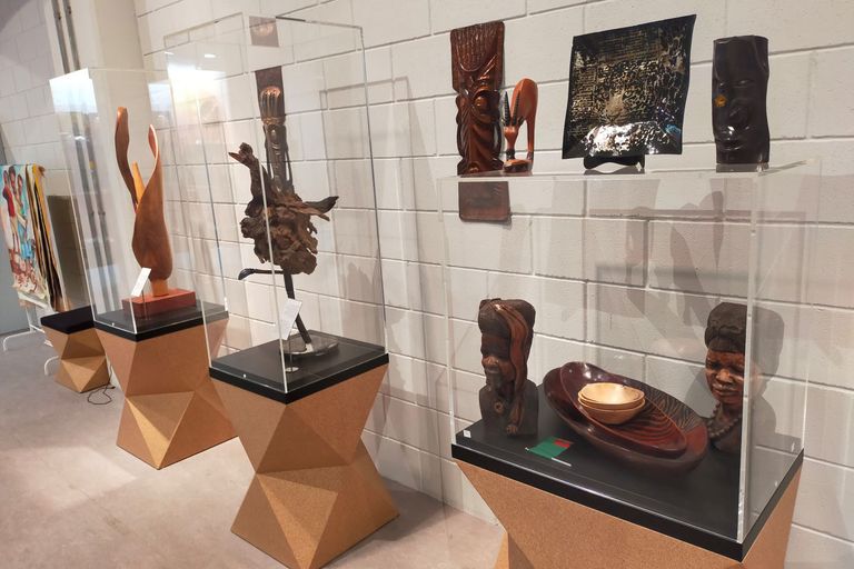 لوحة خشبية لـ