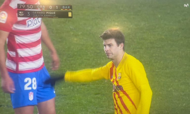 جيرارد بيكيه مدافع برشلونة