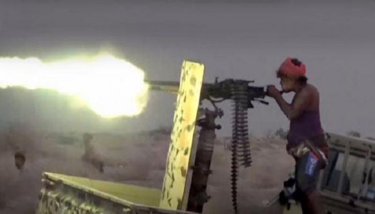 دورية للقوات المشتركة خلال المعارك مع الحوثي بالحديدة