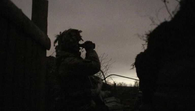جندي أوكراني على خط المواجهة- ا ف ب