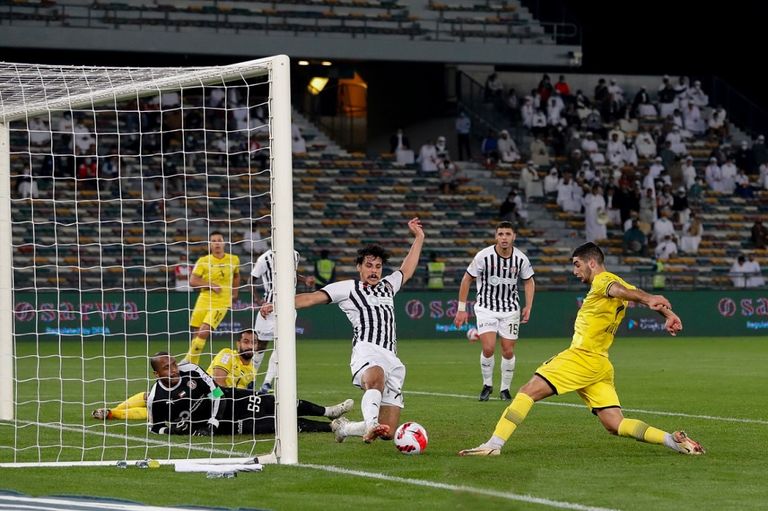 الجزيرة ضد الوصل في الدوري الإماراتي شباب الأهلي دبي