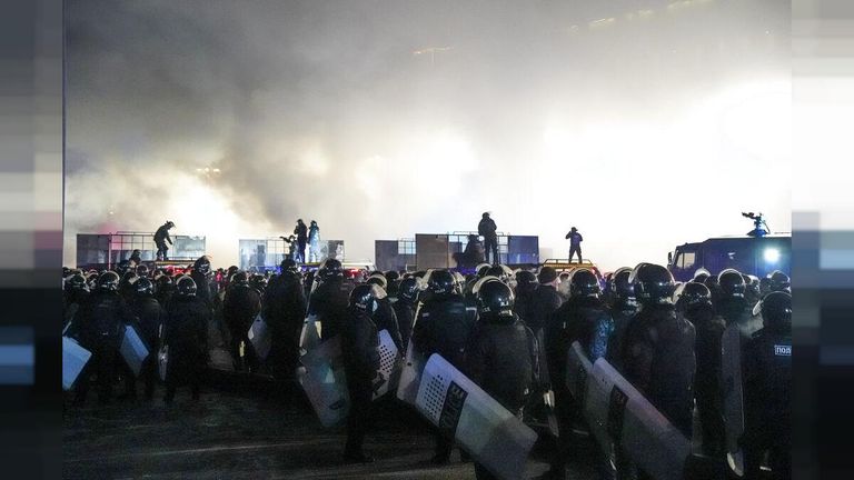 إزالة آثار الاضطرابات في كازاخستان- أ.ف.ب