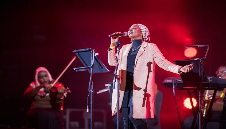 الفنانة السودانية إنصاف فتحي