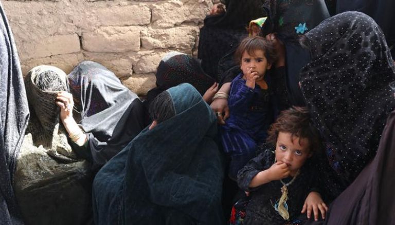 المعاناة تجذب انتباه العالم.. 5 مليارات دولار لإغاثة فقراء أفغانستان