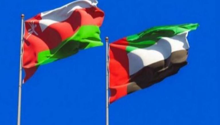  علما الإمارات  وسلطنة عمان 