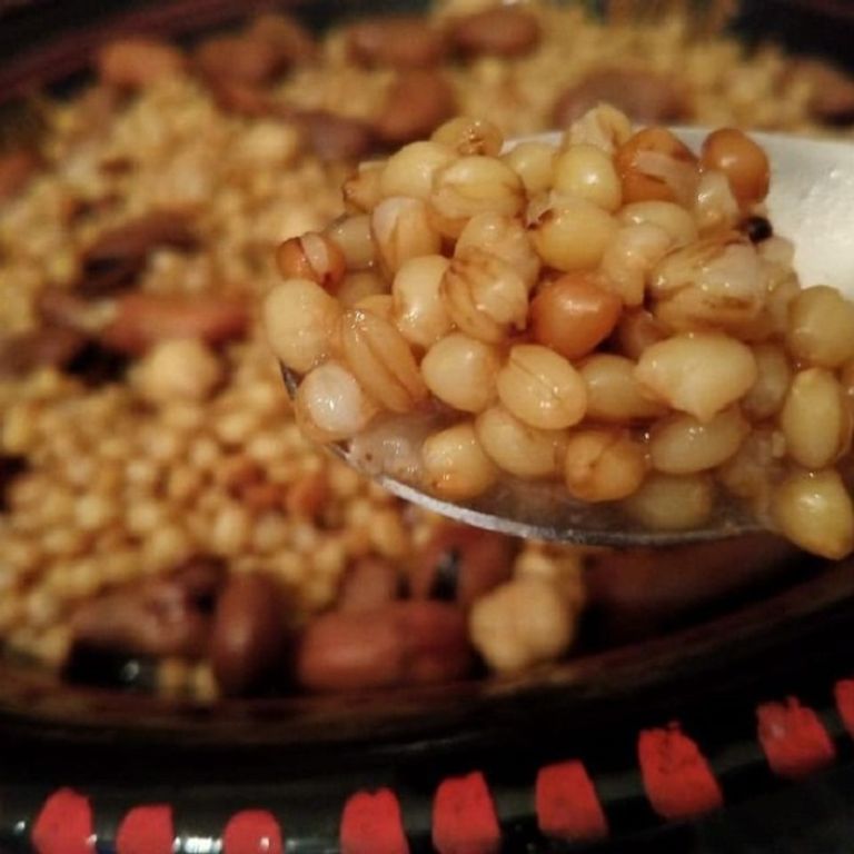 أكلة الشرشم الشاوية في الجزائر احتفالات أمازيغ الجزائر برأس السنة الأمازيغية