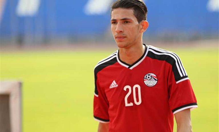 أحمد فتوح لاعب منتخب مصر إصابة أكرم توفيق لاعب منتخب مصر