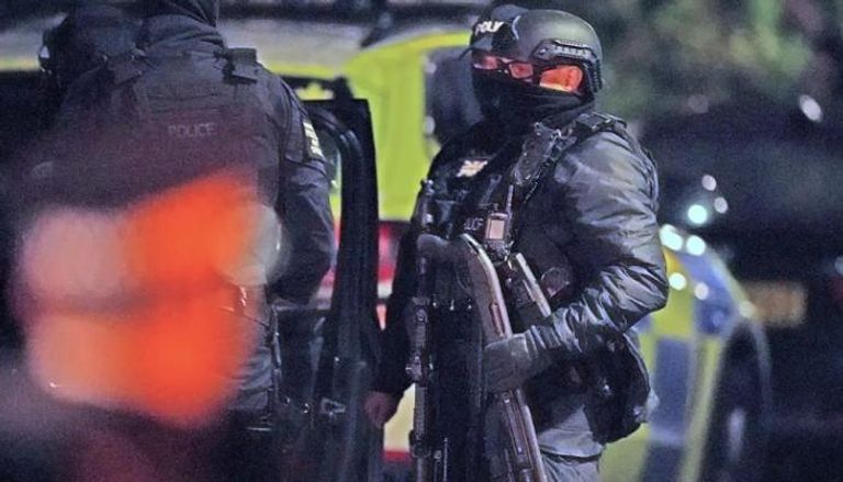 عناصر من شرطة مكافحة الإرهاب ببريطانيا
