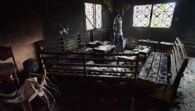 أضرار اشتباكات سابقة بغرب الكاميرون - أرشيفية
