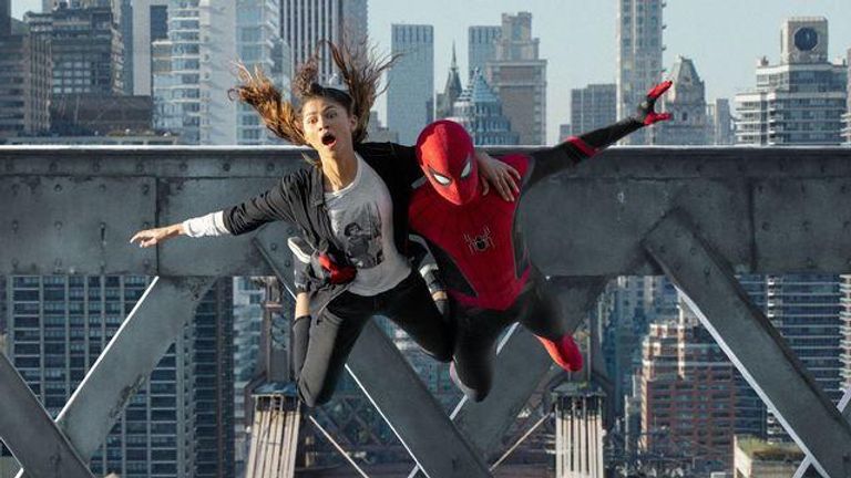 مشهد من فيلم "سبايدرمان: لا طريق للوطن"