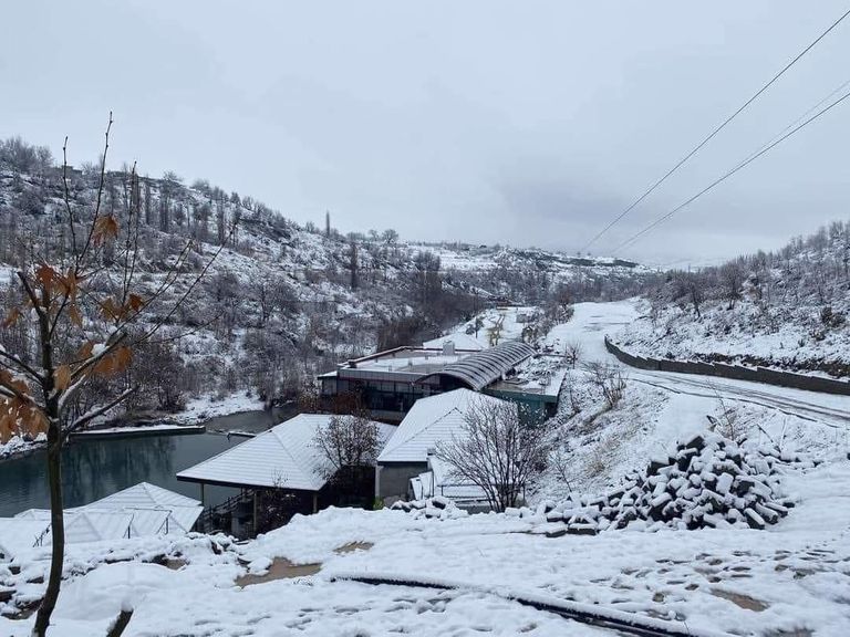 الثلوج تغطي مناطق العمادية في كردستان العراق